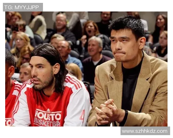 嘲笑姚明的那些人如今是否还敢站出来面对他的辉煌成就与坚韧不拔的精神