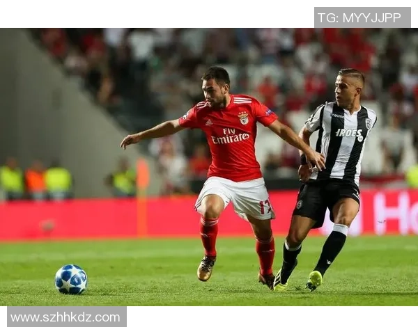 国王杯精彩对决那不勒斯大胜本菲卡全场沸腾绝杀瞬间回顾