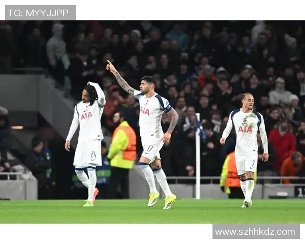 意甲激战:多特蒙德4-0热刺补时绝杀瞬间点燃全场激情 意甲激战:多特蒙德4-0热刺补时绝杀瞬间点燃全场激情