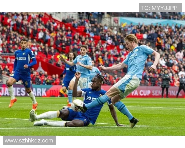 足总杯惊心动魄之战曼城绝杀波尔图全场沸腾赛后热议