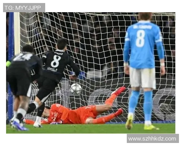 英超激战那不勒斯逆转波尔图补时绝杀引爆全场热潮